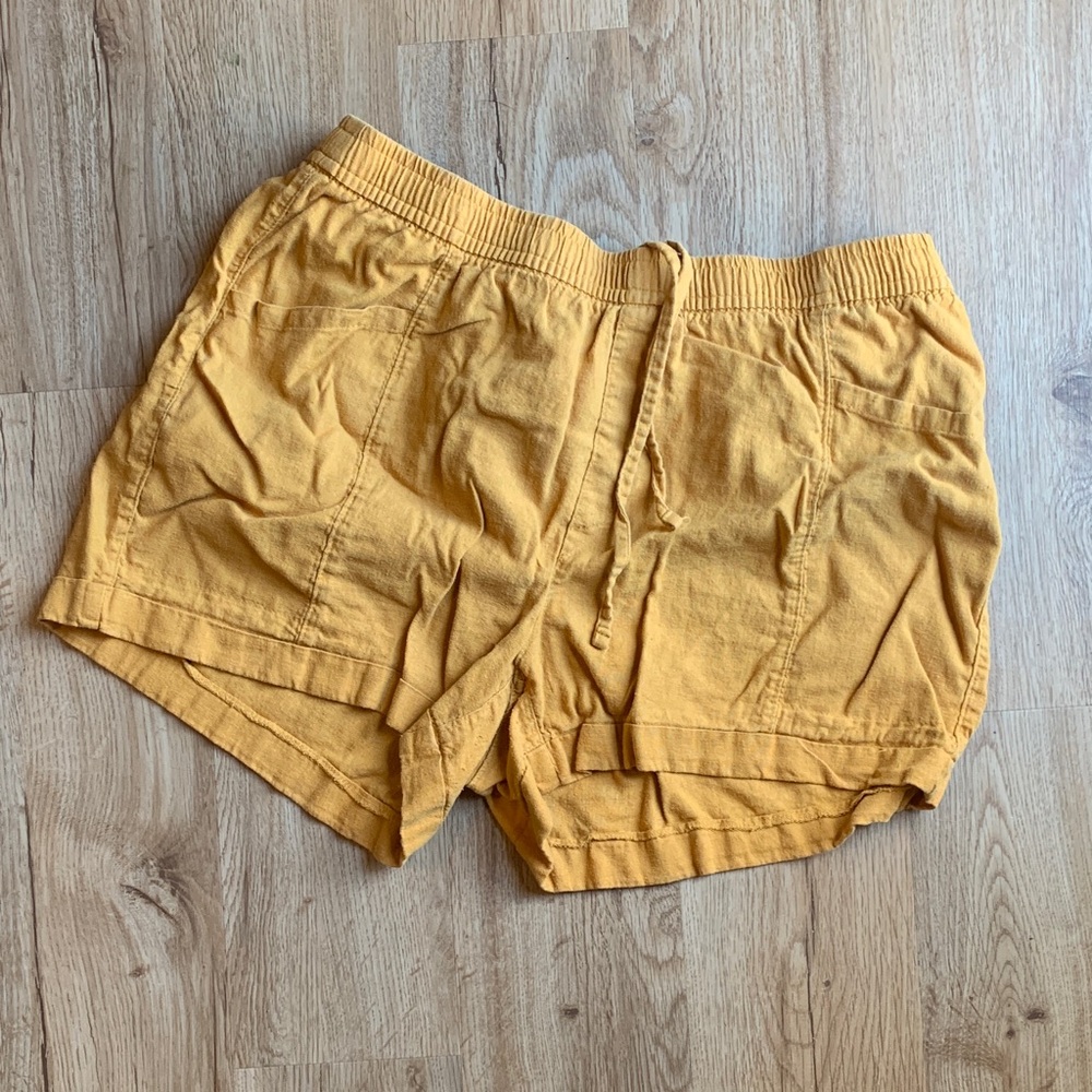 Old Navy Women's Athletic Shorts in Mustard